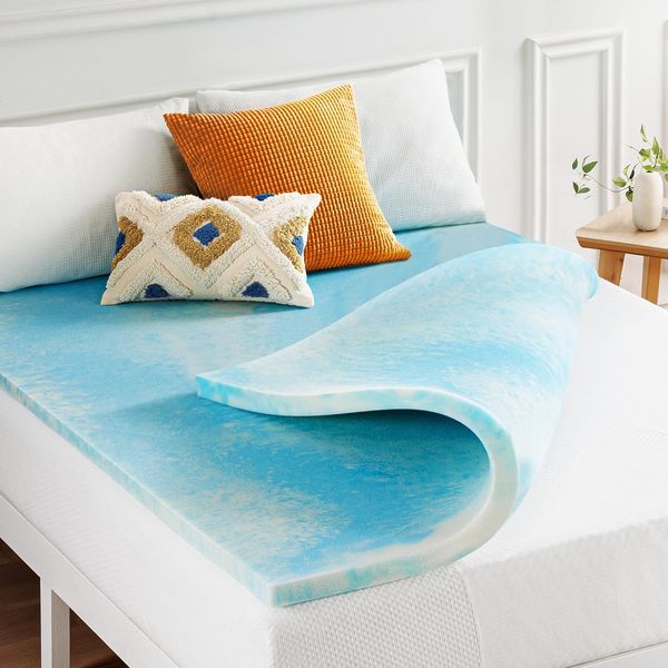 King-Size Kuehl-Gel-Memory-Schaum-Topper mit Airflow-Struktur und Swirl-Design fuer verbesserten Schlafkomfort